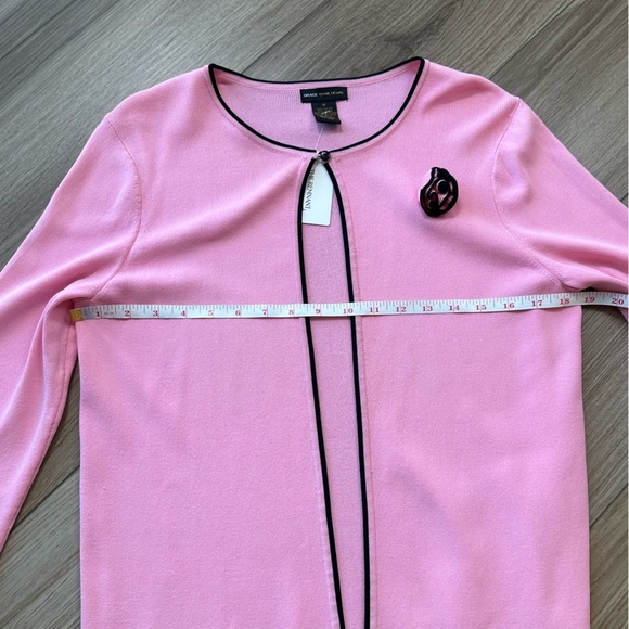 💕Vintage Pink with Black Trim Coquette Floral Detail Cardigan💕 - Picture 5 of 6